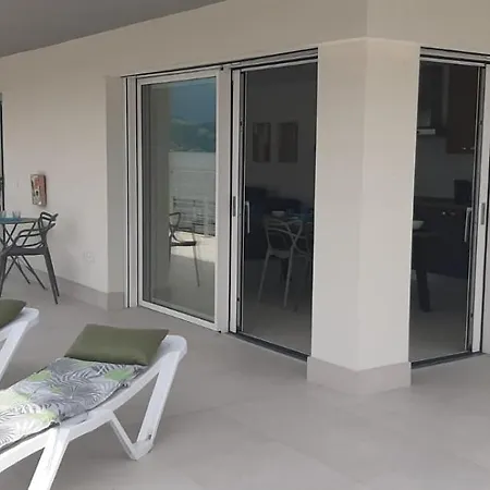 Apartamento Loreto Marone